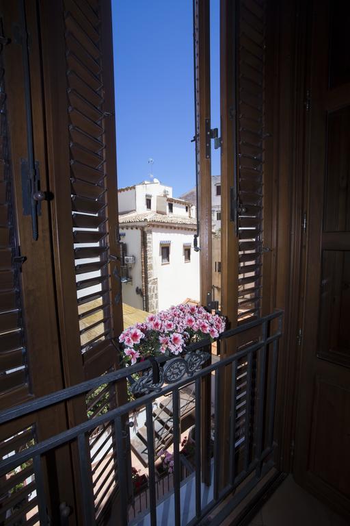 Palazzo Vatticani Palermo Bagian luar foto