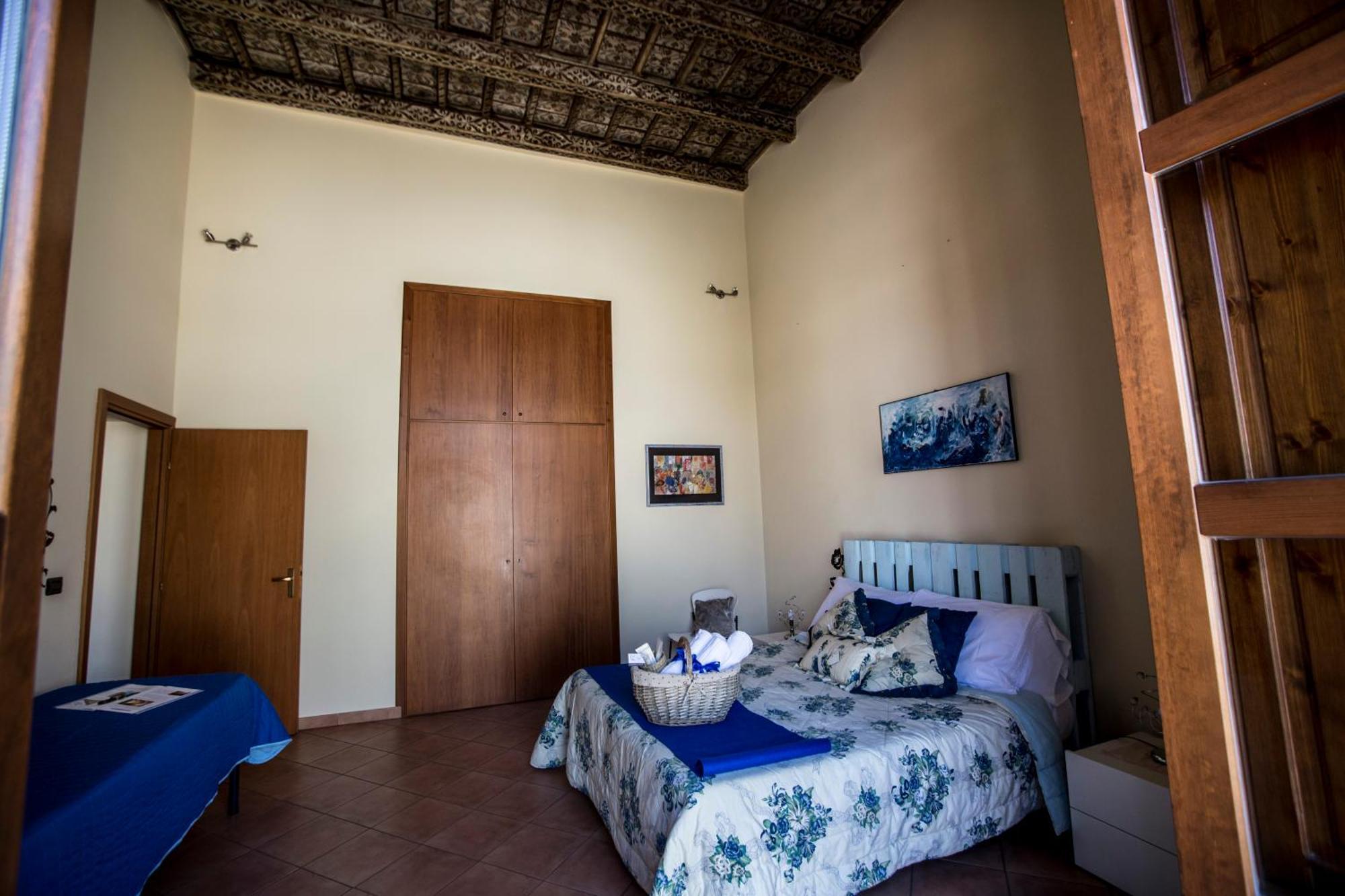 Palazzo Vatticani Palermo Bagian luar foto