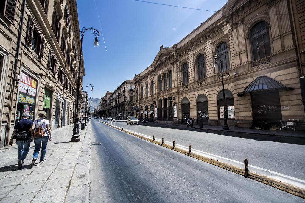 Palazzo Vatticani Bed & Breakfast Palermo Bagian luar foto